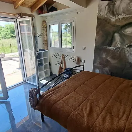 3 Bedroom House W/private Pool