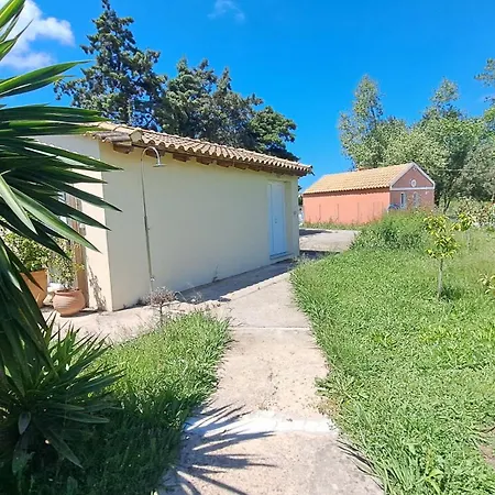 3 Bedroom House W/private Pool *